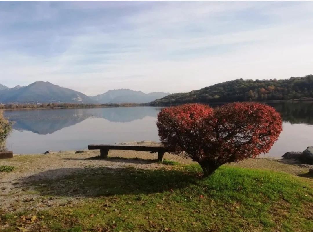 B&B Cristalli Di Luce Albavilla Exteriör bild